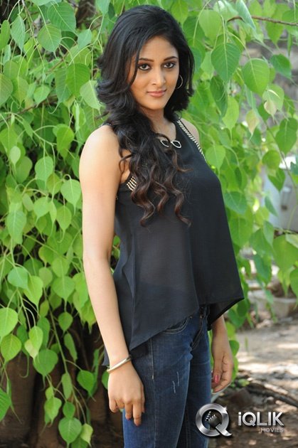 Sushma-Raj-at-Maaya-Movie-First-Look-Launch